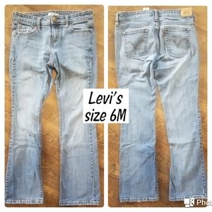6M Levi's